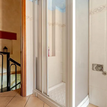 Apartment Zen House In The Center W Free Parking And 24hours Automatic Check-in - With Neftflix & Disneyplus And Air Conditioning Casale Monferrato