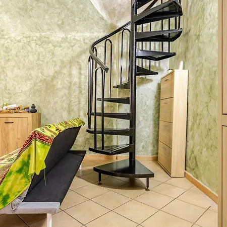 Apartment Zen House In The Center W Free Parking And 24hours Automatic Check-in - With Neftflix & Disneyplus